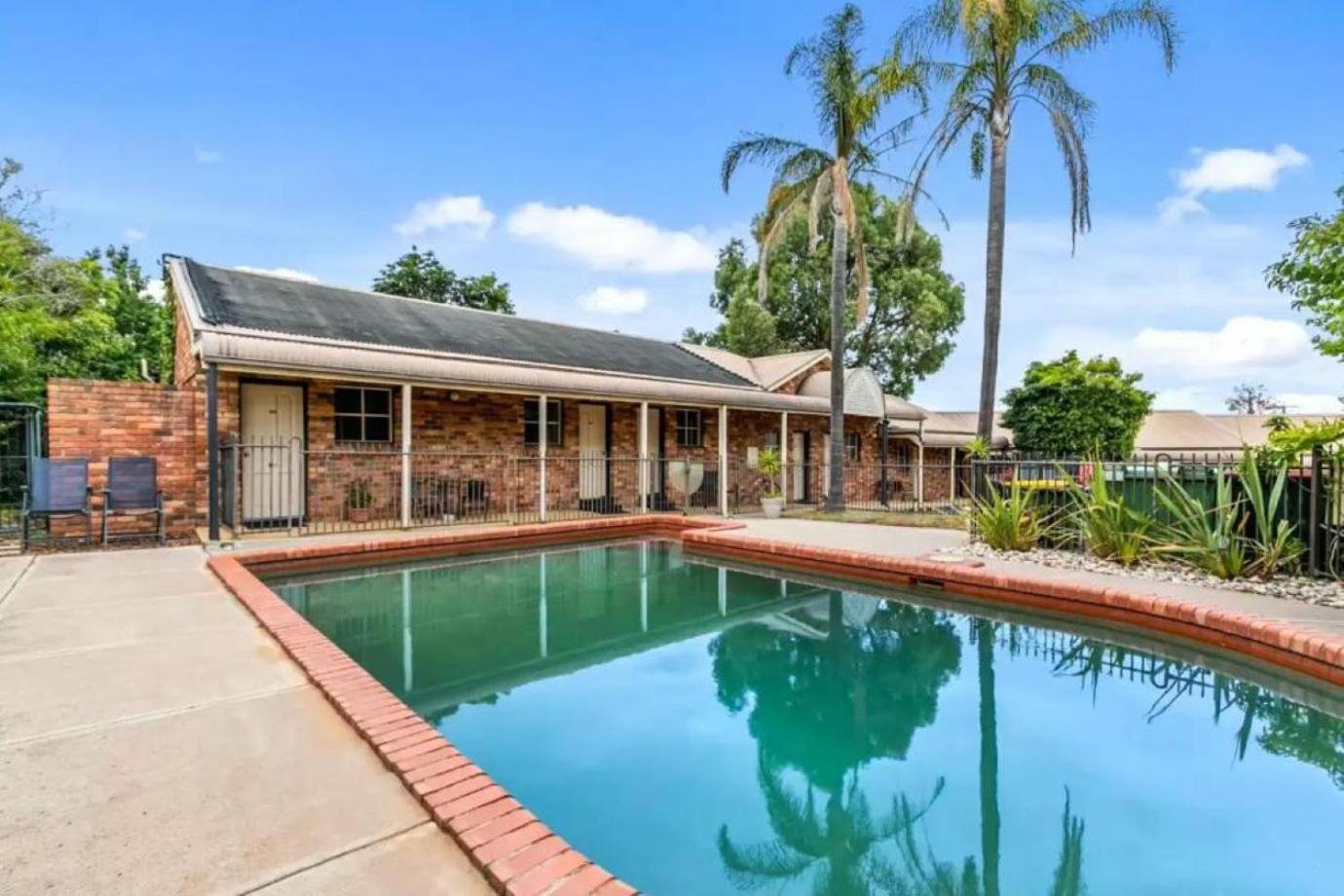 Greensborough Motel Melbourne City Exterior foto